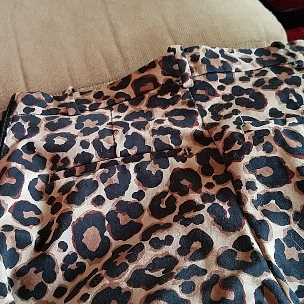 H&M leopard pants - Picture 4 of 4